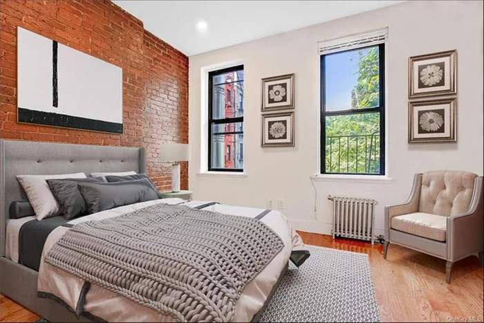 INQUIRE FOR A VIDEOAVAILABLE STARTING APRIL 5THCome and see this beautiful studio with a large living area. This apartment features plank hardwood flooring, exposed brick, a renovated and an updated kitchen with a dishwasher and all custom cabinetry.Pet friendly.Conveniently located to great restaurants, shops and transportation.