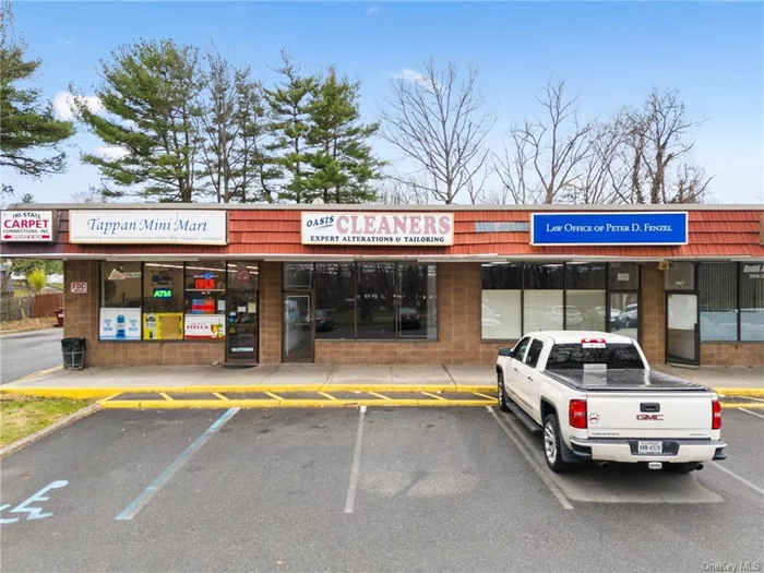 Check out this 1, 200 sq.ft. CS zoned storefront with ample parking perfect space for Medical, Retail or Professional use.