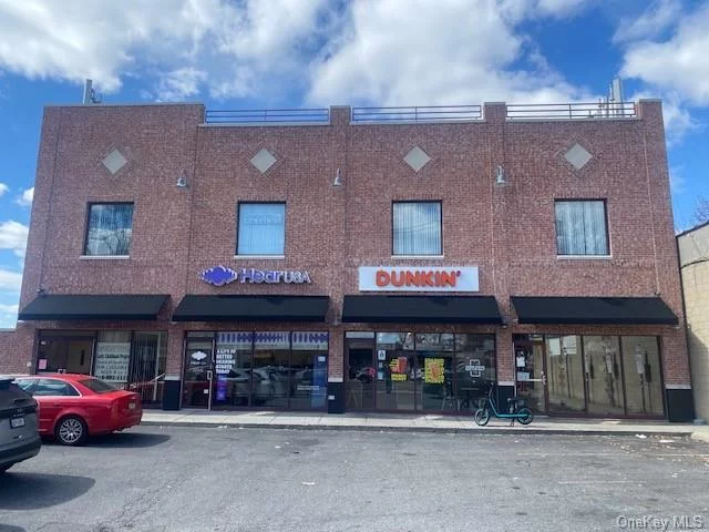 Exclusive EaEstchester Retail Commercial Space in Prime Strip Mall! This 2800 Sq Ft ADA Approved Medical Space has incredible potential for all types of medical experience and professional rooms for suites. The property has a Private elevator and assigned parking in the parking lot. This Prime location Conveniently located in Highly Visible & Attractive Pedestrian Location close to all Transportation to NYC. Formerly Subway Franchise & Ready for New Business Opportunity! Opportunity Knocks in this Sub-Ground Level retail mall with a Private Parking Lot for Patrons!