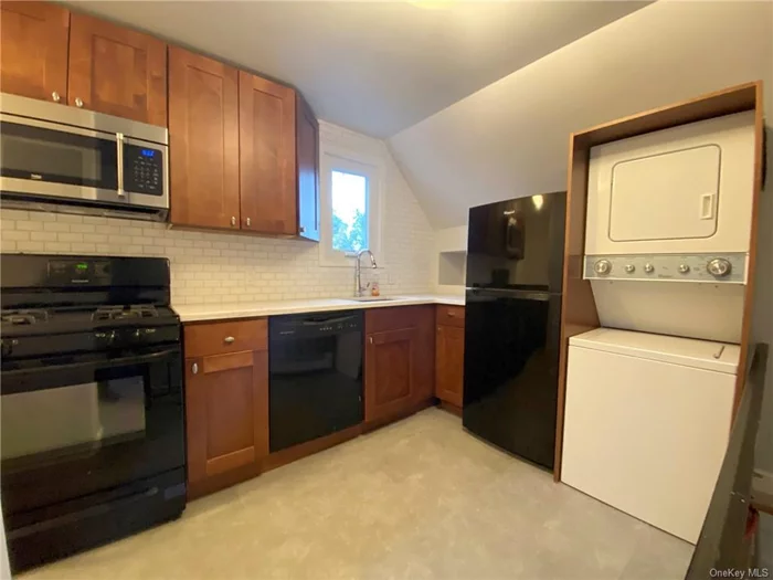 Bright & Spacious One Bedroom unit in the Heart of Tuckahoe. Features include brand new kitchen and bath, large living room/dining room combo, private laundry in unit. Pet Friendly!! Walking distance to Metro North and shops! Come and see it before it&rsquo;s gone!