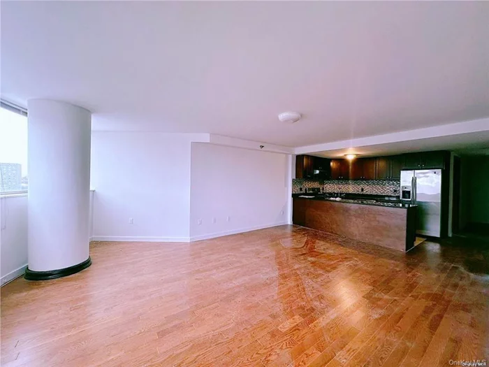 Luxury 2 bedrooms and 2 full bathrooms with 2 balconies newly renovated condo in the center of Flushing, close to everything, excellent location very convenient, 24-hour doorman, onsite underground garage, well-maintained, the HOA fee including heat, gas, water, and sewer-schedule for your appointment today!