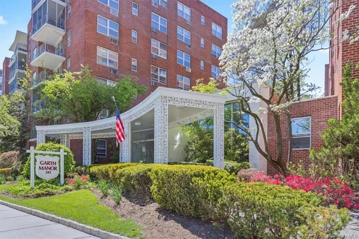 Wow, what a fantastic find! This one-bedroom is in a doorman building with features such as a balcony, parquet floors, and ample closet space, including a California Closet. Walking distance to the Scarsdale train station, finest eateries, shopping, parks, and trails is incredibly convenient for daily life and recreation. And having an entitlement to membership at Lake Isle Country Club is a wonderful perk for leisure activities. With a monthly maintenance cost of $1, 193, it is a fantastic investment considering all the amenities and conveniences the property offers. This is a great opportunity for a comfortable and convenient lifestyle!