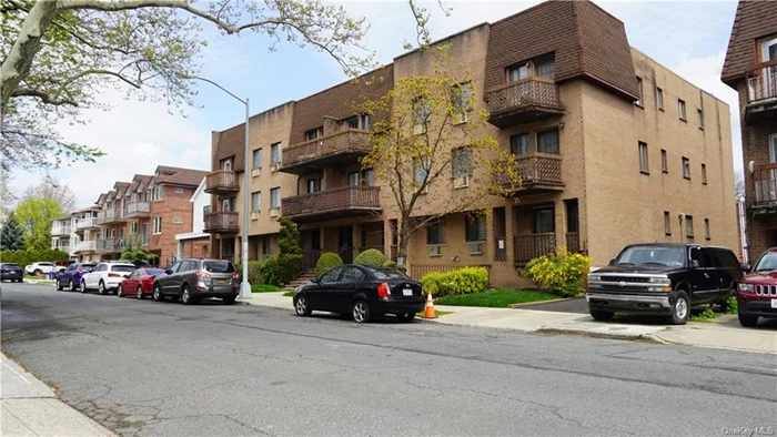 Nice and Clean 2 Bed Rooms in prime location for commuting to Manhattan. Two block walking distance to Auburndale LIRR train station. Hardwood floors, walk out to Balcony. Assigned a garage parking space. Laundry room in basement. HOA INCLUDE HEAT AND COOKING GAS, only pay electric.