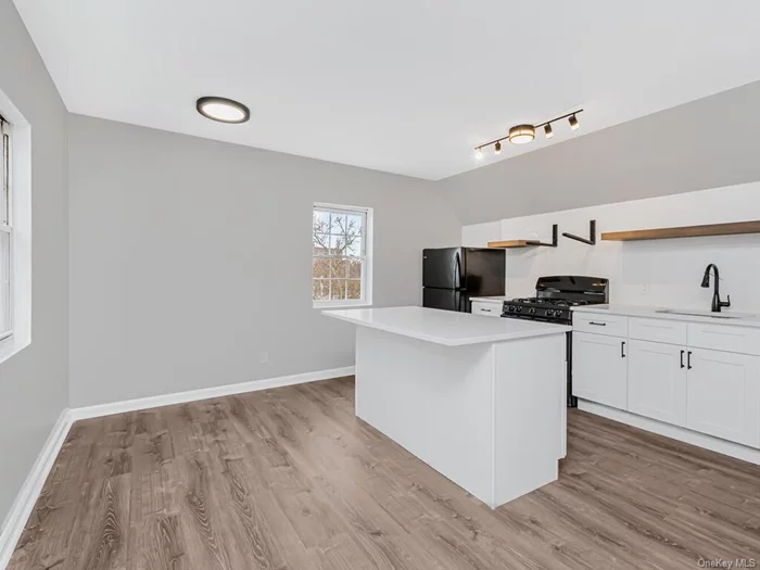 This newly renovated 2 bedroom 1 bathroom with in the Throgs Neck area of the Bronx is available immediately. This apartment is close to shopping and restaurants E. Tremont Ave. Live on a quiet residential street with a commute of under a 30 min drive to NYC, 1 block to the 40 bus and less than 5 mins to the Throgs Neck Bridge. This will not last!