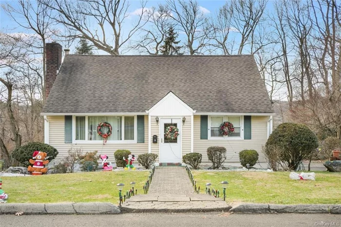 Lovely 4 bedroom, 2 bathroom home in a serene Greenburgh neighborhood. Features a spacious interior with a beautiful kitchen, expansive deck, and large yard. Enjoy the added convenience of a walk-out finished basement, ample parking, and a private garage. Ideal for family living and entertaining. Don&rsquo;t miss out!