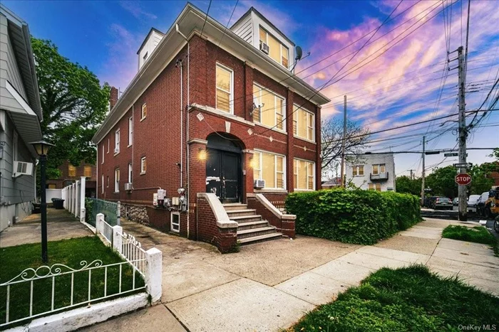 Spacious Multi Family home in the very desired Morris Park section of the Bronx! Conveniently located in the heart of the neighborhood, just minutes from buses, trains, shops, parks and restaurants. With formal dining rooms, hardwood floors, custom radiator covers, stainless steel appliances, lots of closet space , storage and detached 2 car garage with parking. Here&rsquo;s your chance to capture the benefits of home ownership along with a great investment opportunity.