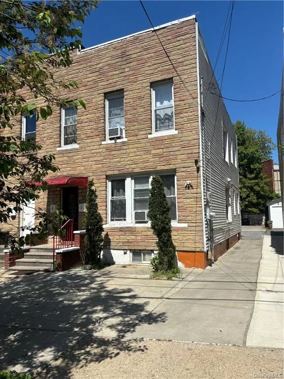 2 Family house for sale in the Throggs Neck area of the Bronx. First floor has a 2 bedrooms , 1 bath apartment . Second floor has a 3 bedrooms,  1 bath apartment. Finished basement and share driveway.