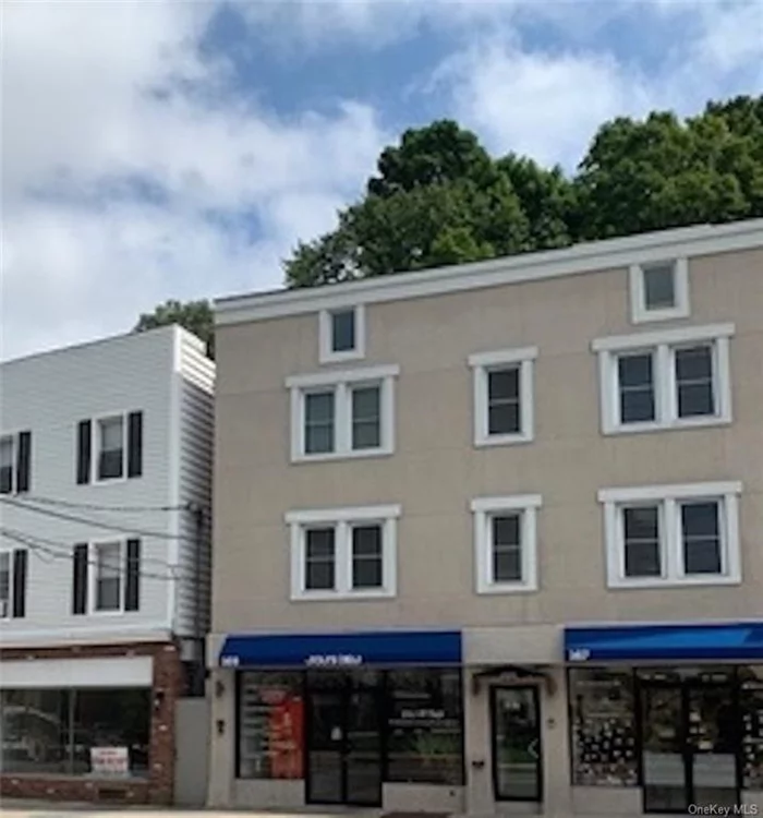 Beautiful, completely renovated large two bedroom, two bath apartment in downtown Mount Kisco. Stainless Steel appliances, quartz counters, formal dining room, family/play room and laundry in unit. Walk to all Mount Kisco has to offer, restaurant, theater, shopping, metro north train station!