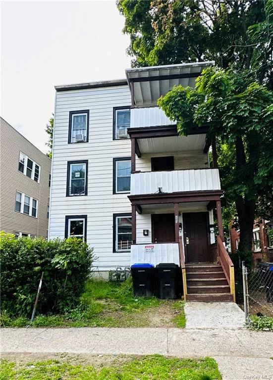 Available For Rent Immediately. Comfortable Three Bedroom, With One Full Bathroom. Located On The First Floor, Off Street Parking. Will Be Freshly Painted. Conveniently located to all Amenities public transportation, metro train station, Hospitals, Schools.