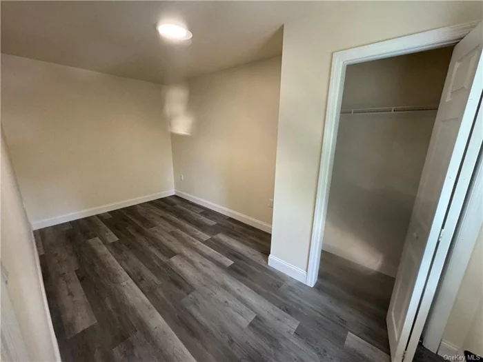 This Tastefully Updated 1 Bedroom Apartment Is Available For Immediate Occupancy. Located In The Center Of Beacon. All Shops, Restaurants, And Train Station Are Within Close Proximity Of Walking. Close To Major Highways Is A Plus Too. Must See To Appreciate!