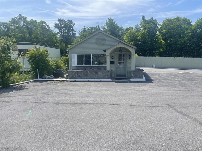 FREE STANDING RETAIL/OFFICE BUILDING. LOCATED IN DESIREABLE TOWN OF FISHKILL.