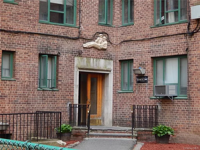 Spacious two bedroom apartment in The Parkchester Complex. Elevator building, shiny parquet floors, updated kitchen, 3 window air conditioners. Immediate occupancy. Convenient to train and shopping. Only service animals allowed