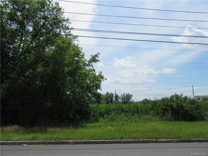 7.5 acres located in Leone Industrial Park in Chester. Great location for any of the permitted uses, which include manufacturing warehouse distribution center, storage facilities. This is raw land and buyer will have to perform their due diligence regarding permits, etc. with town.