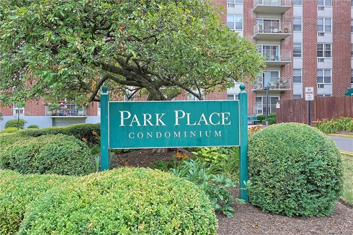 Welcome to 35 Park Ave, where convenience meets comfort! This stylish 1-bedroom, 1-bathroom condo is perfectly situated near shops, bus stops, the train station, and school, making it an ideal location for commuters and anyone seeking easy access to amenities. Whether you&rsquo;re looking for a cozy home or an investment opportunity, this condo is a perfect fit. Investors are welcome, so seize the chance to own a piece of prime real estate in this vibrant community. Don&rsquo;t miss out on this fantastic opportunity  schedule a viewing today!