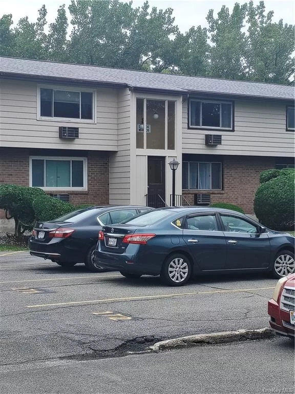 talk to agent for appointments , clean affordable Hudson Valley Living Marlboro Schools . Park setting within 10 miles of train to NYC!! reserved off street parking.Landlord pays landscape , snow , taxes + water bill . Tenant pays own electric ! Meaning heat and hot water heater  incentives for good credit!