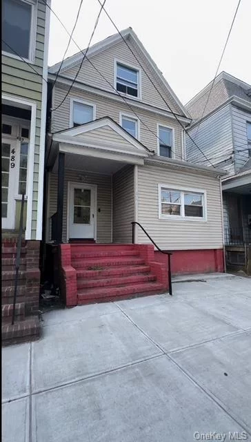 This elegantly renovated 2-bedroom apartment, located in Yonkers, includes heat and hot water, with tenants responsible for electric and gas. The apartment features a versatile office space that can serve as a third bedroom, as well as access to a backyard space. Additionally, it is conveniently situated near a local park, and optional parking is available for $50 per month.