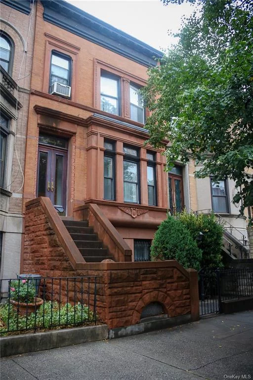 Welcome to this attached single-family, three-story home in the desirable Prospect Lefferts Gardens Historical neighborhood of Brooklyn. You will appreciate the home&rsquo;s charm, located on Brooklyn&rsquo;s greenest tree-lined block, this home is overflowing with stunning details from top to bottom, from the spacious interior with Private Backyard to the facade. This home offers approximately 2700 sq ft. 3 Bedrooms, 2 Full Baths with a spacious media room to entertain family and guests, in a newly renovated kitchen.  Prime Location with Great Transportation. 125 Midwood Street offers convenient access. The property is ideally located close to Prospect Park and Zoo, Prospect Botanical Garden, an array of restaurants, cafes, and the best nightlife Lefferts Gardens has to offer. Walk to the B/Q express, 2, 5 train, and numerous MTA buses. Scheduled appointments only!  This property has something special for everyone. Sold AS-IS.