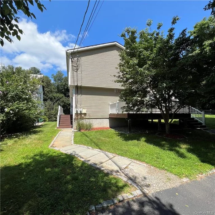 Commuters Dream.. This sunny and bright duplex is located on a quiet dead end street and offers 2 Bedrooms, 1 1/2 Baths, Kitchen with stainless steel appliances, quartz counters and classic white cabinets and basement with storage. Close proximity to everything you need: walking distance to Metro North, Stores, Restaurants, 684, Saw Mill, Route 35 and so much more.