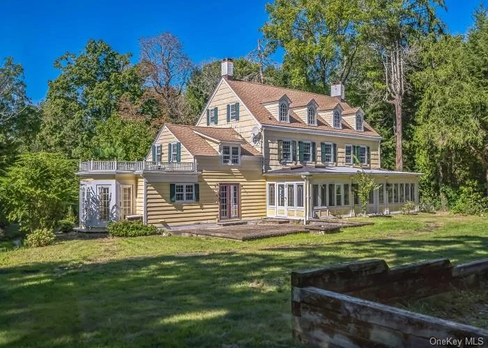 Once in a lifetime opportunity in Oyster Bay Cove, NY. This old estate appears to have been built around 1740. The home is very good size with approx. 4, 160 sq. ft. Sits on a good size lot of approx. 110, 078 sq. ft. It is a diamond in the rough that is waiting for you to put your repairs and designer touches on it. At this price if you blink it will be SOLD. Run do not walk to see this home before it is gone at this price. Buyers check with City, County, Zoning, Tax, and other records to their satisfaction. AS-IS REO property. Buyers to inspect prior to bidding.