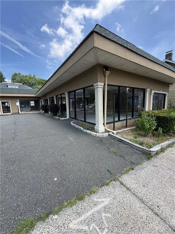 This prime commercial retail property at 2 Route 9W, West Haverstraw, NY, offers 3, 139 +/- SF of flexible ground-level space and an additional 720 +/- SF basement. Located on Route 9W, a bustling thoroughfare with high visibility and easy access, the property benefits from a steady stream of local and through traffic, enhancing visibility and attracting a diverse customer base. The spacious interior allows for customizable layout and design to suit retail, office, or service-oriented businesses. Ample parking is available, ensuring convenience and accessibility. Don&rsquo;t miss the opportunity to establish your business in a prime location in West Haverstraw. Contact us today to schedule a viewing and discuss leasing options! There is more parking in the rear.