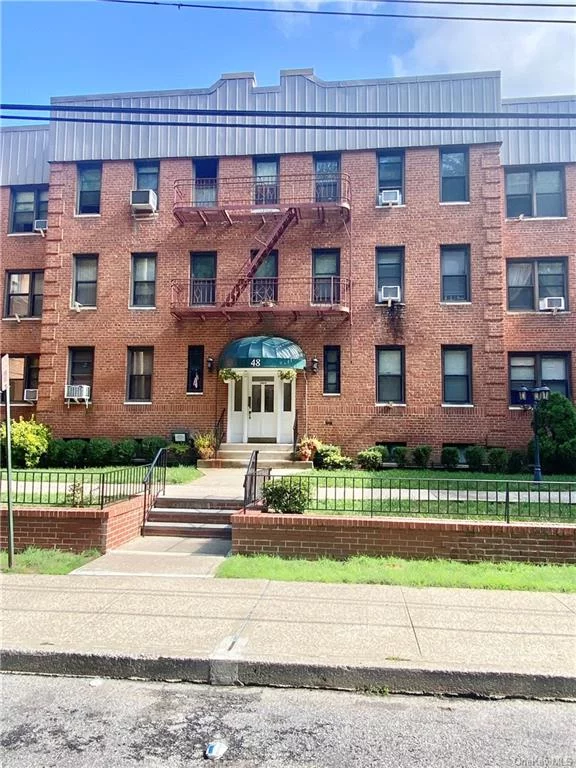 In the North Parkway section of Yonkers, across the street from Van Cortland Park, this beautiful, spacious 1 bedroom Cooperative is in a very clean well keep building. The open concept living room, kitchen area is very large, great for family gatherings. The bedroom is also a very large room, that can definitely fit a king size bedroom set. There are ample closet space, hardwood floors and high ceilings. Laundry room is available downstairs. Close to major highways and shopping centers. Seller is MOTIVATED!!!