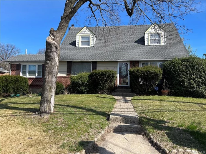 4 Bedroom 2 Bathroom Home,  Mother Daughter Set-up,  Formal Dining Room, Office Space, Full Finished Basement, 3 Car Driveway & Backyard Space. HOUSE IS IN LIVABLE CONDITION.