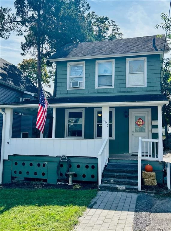 Freshly painted updated Duplex offers 3 Bedrooms and 2 full baths. Living Room opens to kitchen with recessed lighting. SS appliances and granite counters. Dining room with sliders to deck! Hardwood floors as seen. Washer and dryer in unit. Off Street parking for 2 cars. Conveniently located near town of Nyack with its many shops and restaurants. Close to transportation; minutes to NYS Thruway.