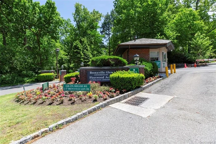 Desirable and nicely renovated spacious one bedroom with balcony in Bronxville Glen South- a 24-7 gated community in a peaceful park like setting. Open kitchen with huge island and stainless appliances plus granite countertops; 3-4 chairs are included. The bedroom has enormous walk-in-closet with shelving. Recessed lighting and Washer/Dryer in the unit. Amenities include: Central A/C, indoor and outdoor pool, sauna, fitness center, two outdoor unassigned parking spaces, ample on-site guest parking, bike room. Lobby and gym were recently renovated as well as the hallways painted and new carpeting. Enjoy the quiet and beauty of manicured acreage and the convenience of being centrally located near all major highways, Metro North RR, Buses, local eateries, movie theatre, shopping malls, dining. 5 minute drive into Bronxville Village.