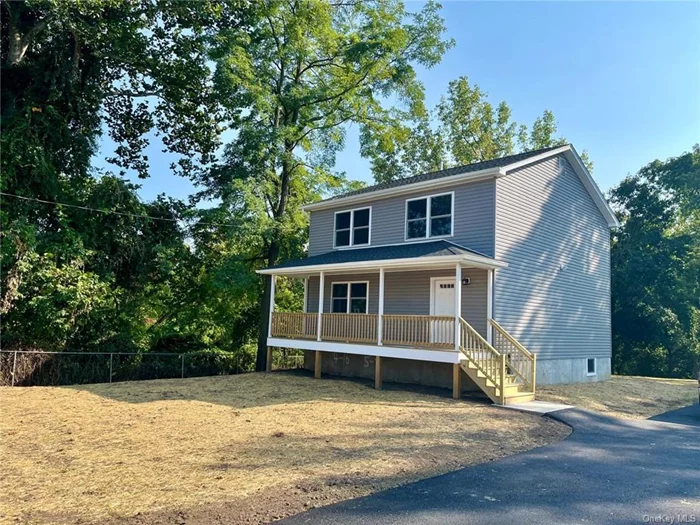 Brand New Construction 3 Bedroom 2.5 Bathroom Colonial Open floor plan layout. Granite countertops and stainless steel appliances Eat in Kitchen opens to the living room and additional breakfast area for easy entertaining. Master Bedroom suite with walk in closet. front porch and rear deck great for parties and BBQ. Walk to downtown Haverstraw, Pecks Pond and Bowline Park. No building allowed behind or on the left side the property so you will enjoy extra privacy.