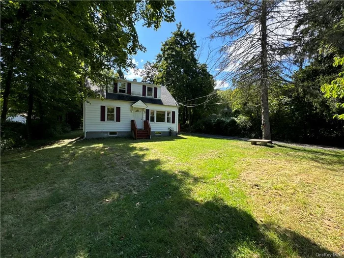 Welcome to 19 Locust St, a fantastic opportunity in Warwick, NY. This single-family house is located in the prime area. Lush greens welcome you upon entering the property. This 6 room house offers a spacious kitchen with all appliances included, 3 ample sized bedrooms with bright windows and nice full bath. A single-detached car garage + driveway gives you enough parking space. Call today to schedule a showing!