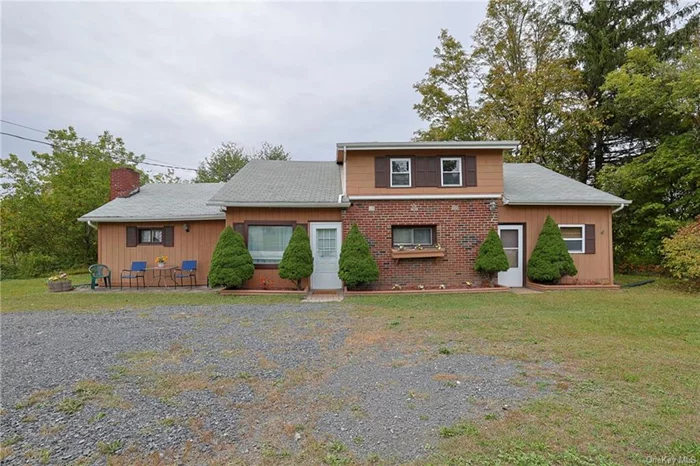 GREAT STARTER HOME - 3 Bd Rms with 2000 sq ft on 2.5 Acres in Pine Bush Schools for Under $350k!!  Includes a separate Large Detached 2 Bay Garage privately away from the home. This cute 3 Bed 1 Bath home offers a great opportunity to be in a GOOD LOCATION and take Home Ownership. Only 5 minutes to Pine Bush. The Home is a bit outdated but priced accordingly. Perfect opportunity to live there while doing some of your own updates to make it yours.    Seller had tenets living there for 15 years enjoying the home and property. Tenants have moved on and now the owners decided to sell. Here&rsquo;s a great opportunity to own with rates dropping in a desired area