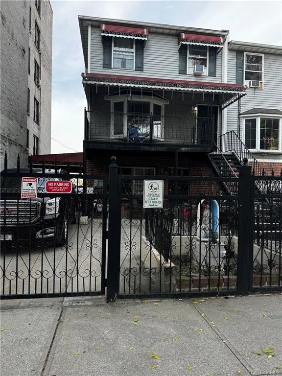 Excellent two family house, very young property; just needs some painting and ready to move in. Just 15 minutes commute to the city, very convenient for starting families, Two blocks away from the 5 and 2 train station (Jackson Ave) private driveway for four cars or more.