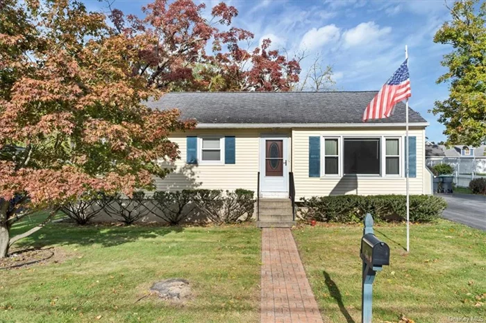 Adorable is the perfect description for this ranch in Middletown New York. Close to parks, shops, and public transportation. Hardwood floors as seen and wide-open yard for plenty of outdoor space. Don&rsquo;t miss your chance to own this charming ranch schedule your appointment to see it today before it&rsquo;s gone!