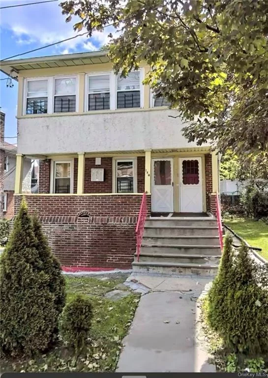 In a beautiful quiet section of New Rochelle, this 3 family home is in a great neighborhood. The 1st floor features 3 bedrooms, Living Room, Kitchen, & 1 bathroom. 2nd floor, features 3 bedrooms, Living Room, Eat-in Kitchen & 1 bathroom. 3rd floor features 3&1/2 bedrooms, Living room, Kitchen & 1 bathroom. The roof, Oil Boiler and hot water tank is in great condition. The driveway is long enough to park 3-4 cars. There is also a 2 car garage. The seller is very motivated!!!