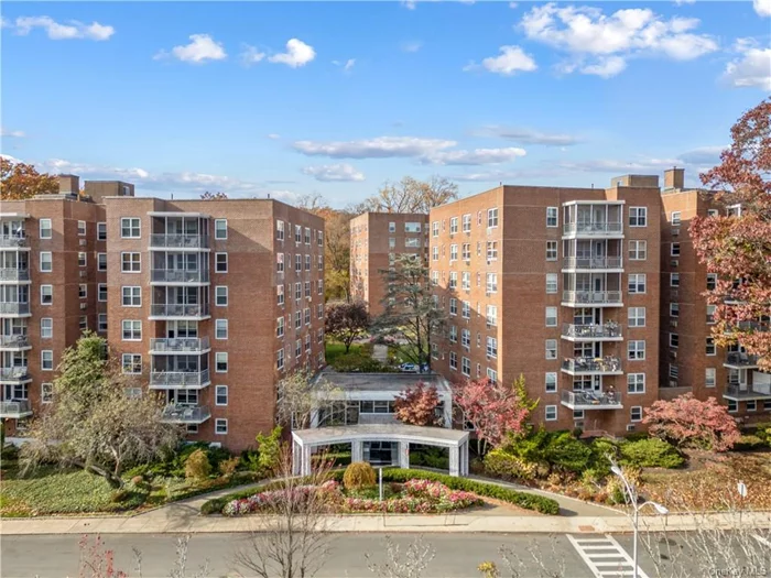 PARKING AVAILABLE. LOW HOA. This top floor unit offers a modern oasis for comfortable and spacious living experience in the heart of Scarsdale. Step inside to the beautifully redesigned layout that effortlessly transforms this studio into a chic one bedroom. Newly installed windows, fresh paint, brand new stainless appliances and granite counters with tile backsplash in the kitchen round out this top-floor apartment. Laundry access on each floor. Just minutes to downtown Scarsdale and Metro North for a quick commute to NYC.