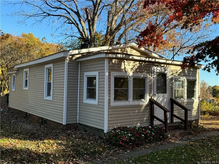 Cute 2 bed/1 bath cottage on quiet side street in the town. New paint and beautiful wood floors throughout. Tenant responsible for all utilities. Note: Landlord will credit tenant $100/mo towards rent for lawn and snow maintenance.