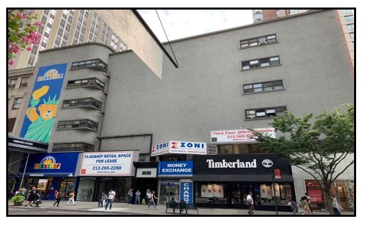 ADDITONAL INFORMATION :
 High foot traffic area
 In close proximity to the b, d, f, m, n, q, r & w trains
 Multiple lobby entrances
 Potential for private dedicated 33rd street entrance
 Adjacent to the empire state building