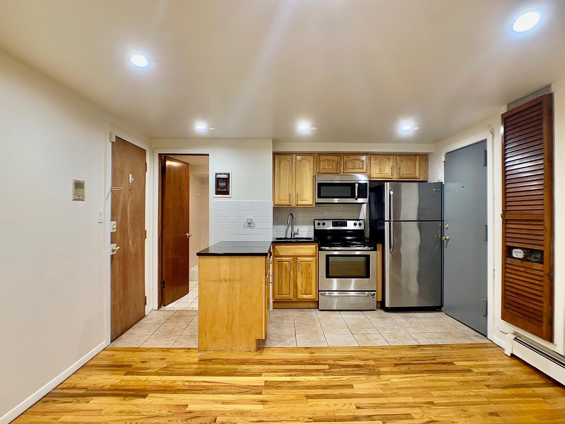 One Bedroom One Bath apartment with hardwood floors, dishwasher, and Laundry in Building. Heat and hot water is included in the rent. Great location to all shopping, nightlife, restaurants, schools, parks, transportation including NYC, and more! Schedule a viewing today!