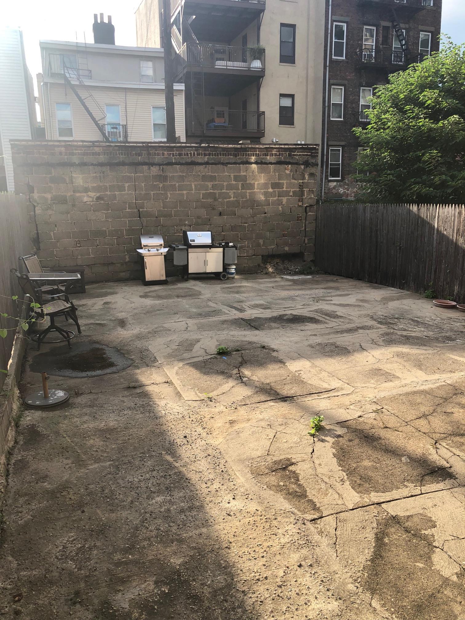 Amazing priced 2 bedroom featuring; hardwood floor, semi updated kitchen, shared backyard, shared laundry and a great location. This bright apartment features a skylight and is located on the 3rd floor! One of the bedrooms in this apartment is larger than the other but both fit queen beds. Sorry no pets. Available 6/3. One month broker fee.