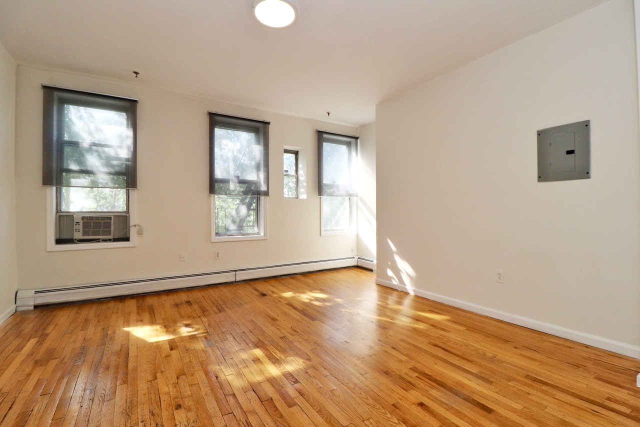Located on 1st & Adams in Hoboken, very close to the PATH station as well as the NYC bus, and all of the restaurants, bars, and parks that Hoboken has to offer. Spacious studio with lots of natural sunlight, newer appliances including dishwasher, and hardwood floors. Laundry in the basement. Available August 1! Ask to see the virtual tour!