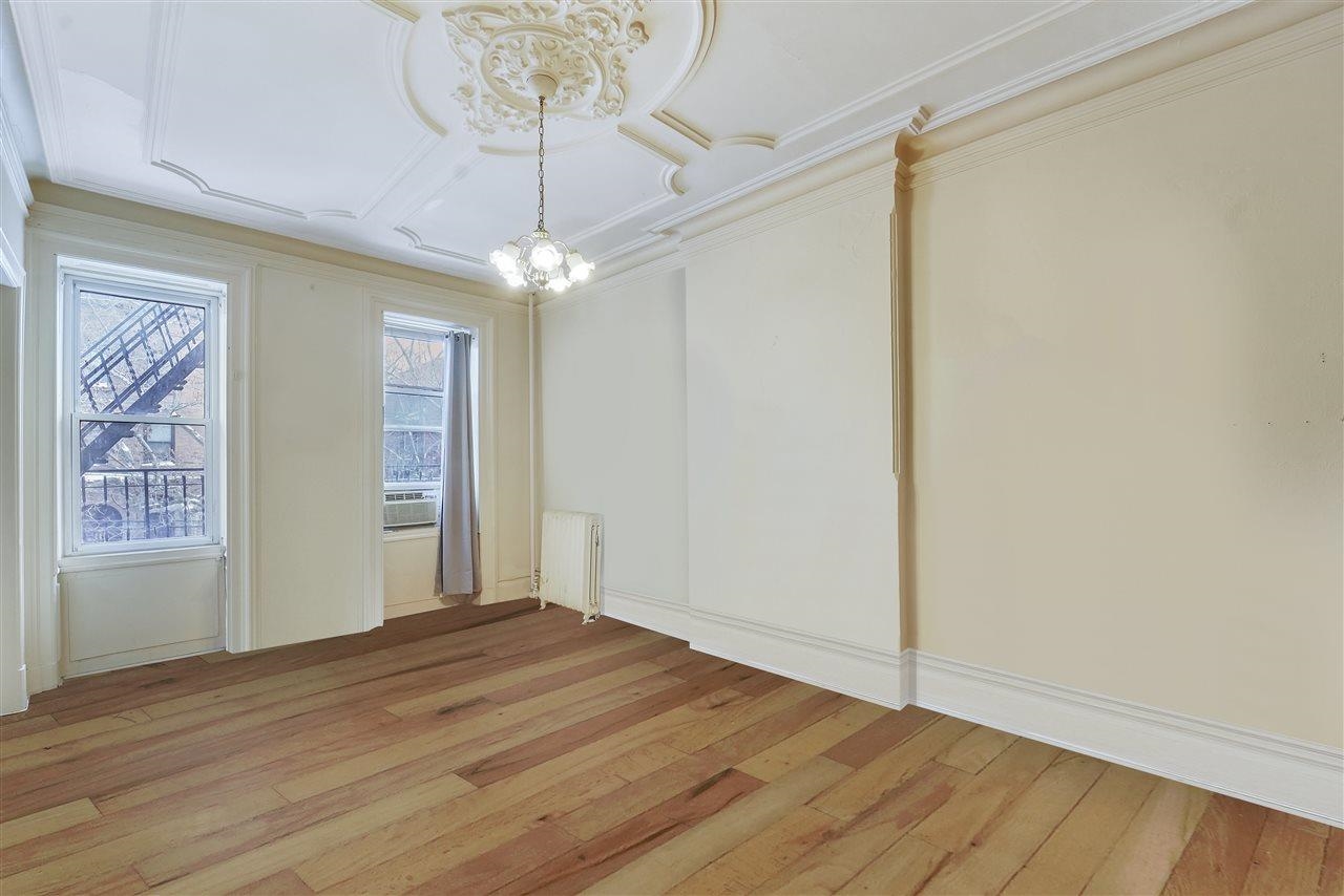 Welcome home to this charming one bedroom on desirable Hudson Street. Heat and hot water are included. Available June 1. 