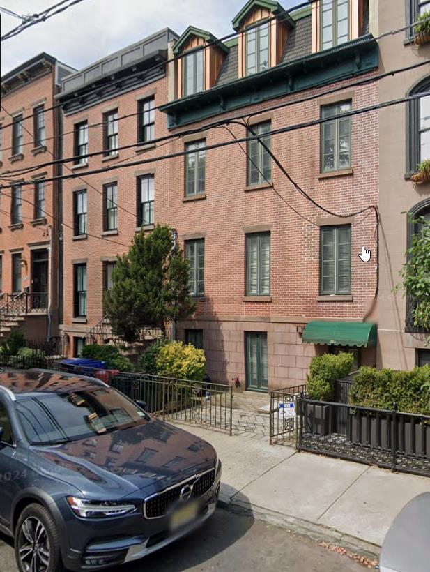 AVAILABLE: 7/1-524 BLOOMFIELD ST. Beautiful 1BR/1Bath apt in renovated Brownstone along tree-lined quiet street. Bright & Sunny. Central A/C, Large French windows, Coin-0p common W/D on 1st floor. Tile bathroom with Tub. Hardwood & Tile floors, ceiling fan, Modern open kitchen w/Breakfast bar. Stainless steel appliances.   The landscaped common yard is great for BBQ & Lounge chairs. Restored faux granite non-working fireplace in LVR. Double closets in Bedroom. Single Coat closet in LVR.  NO DOGS any size. NO SMOKING.  1 Cat ok +$25 per mo. E-Z 2 flight walk up. 600 sq ft. Fantastic location,close to PATH /BUS and stores. Professionally maintained bldg. Close to garage parking on 4th & Hudson, 4 & Willow. Street parking on both sides w/permit. Bus on the corner. 