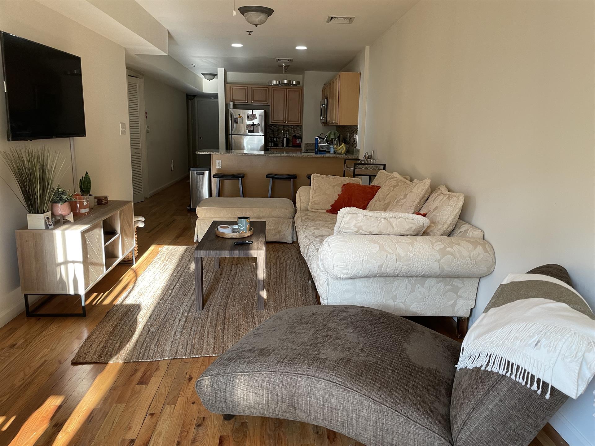 AVAILABLE: 7/1-DOWNTOWN HOBOKEN-5th & Bloomfield! Renovated 3 BR/2 Bath apt in Brownstone Bldg along a tree-lined quiet street. Walk to PATH, private patio w/table. Common yard. New modern open kitchen w/granite Breakfast bar & glass back splash.SS sink/Faucet, Stainless Steel appliances: Micro/ref/gas stove & D/W. Large windows in all rooms. Coin-op common W/D room on 1st floor. Central Air, HDWD floors, ceiling fan, living room has space for dining table. Closet & windows in all BR's. Street level (not basement), private patio area off back with table, umbrella, and chairs. The landscaped common yard is great for BBQ. There is a bike rack in front. The apartment will be professionally cleaned & touched up for the new tenant. Close to Bus/PATH. NO DOGS any size. NO SMOKERS-Cat ok w/pet rent +$25 per mo. GOOD CREDIT/REFS. EZ walk to PATH & Bus and Washington St stores & Pubs!