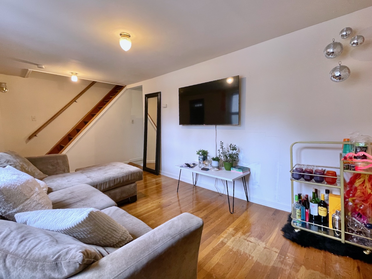 This spacious apartment features 4 beds/2 baths, washer/dryer in unit, dishwasher, and driveway parking available for an additional fee. Located in a great Midtown Hoboken location, this apartment allows for easy transportation for commuters who can also enjoy close proximity to great restaurants, shopping, and parks.  Available July 1st! Ask to see the virtual tour!