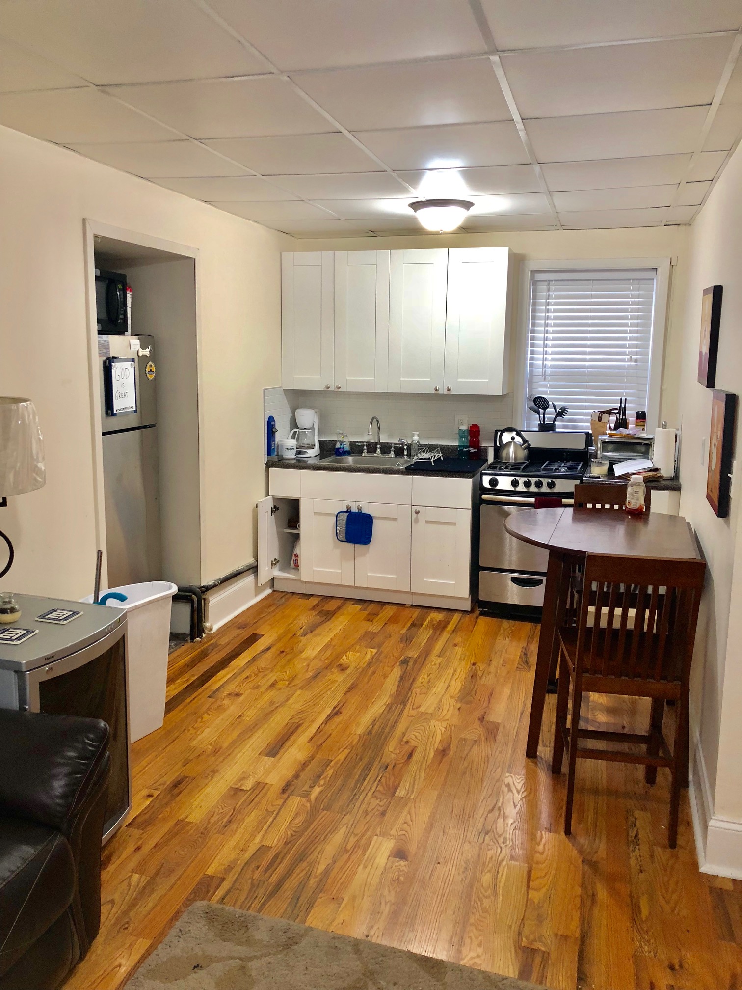 Amazing uptown location for this 3 bedroom 1 bath apartment! Apartment features hardwood floors, stainless steal appliances and a shared laundry room! Heat, hot water and gas included in your rent. One month broker fee. Available 7/1 - 7/15. Located close to all restaurants, shops, and transportation!