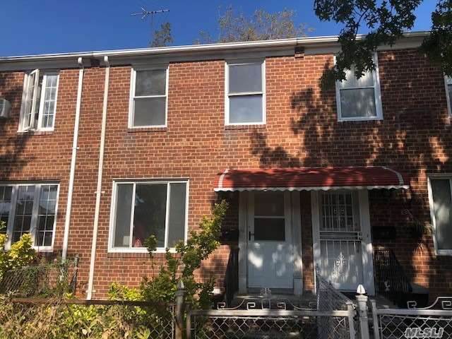 Lovely Whole House For Rent In Flushing; Features Spacious Living Room, Dinette, And New Kitchen w/ Dishwasher On The 1st Floor. 2 Bedrooms And Full Bathroom On The 2nd Floor. Hardwood Floors Throughout. Basement Features Laundry Room With W/D Hookups. Backyard Included. Conveniently Located In Walking Distance To Auburndale LIRR