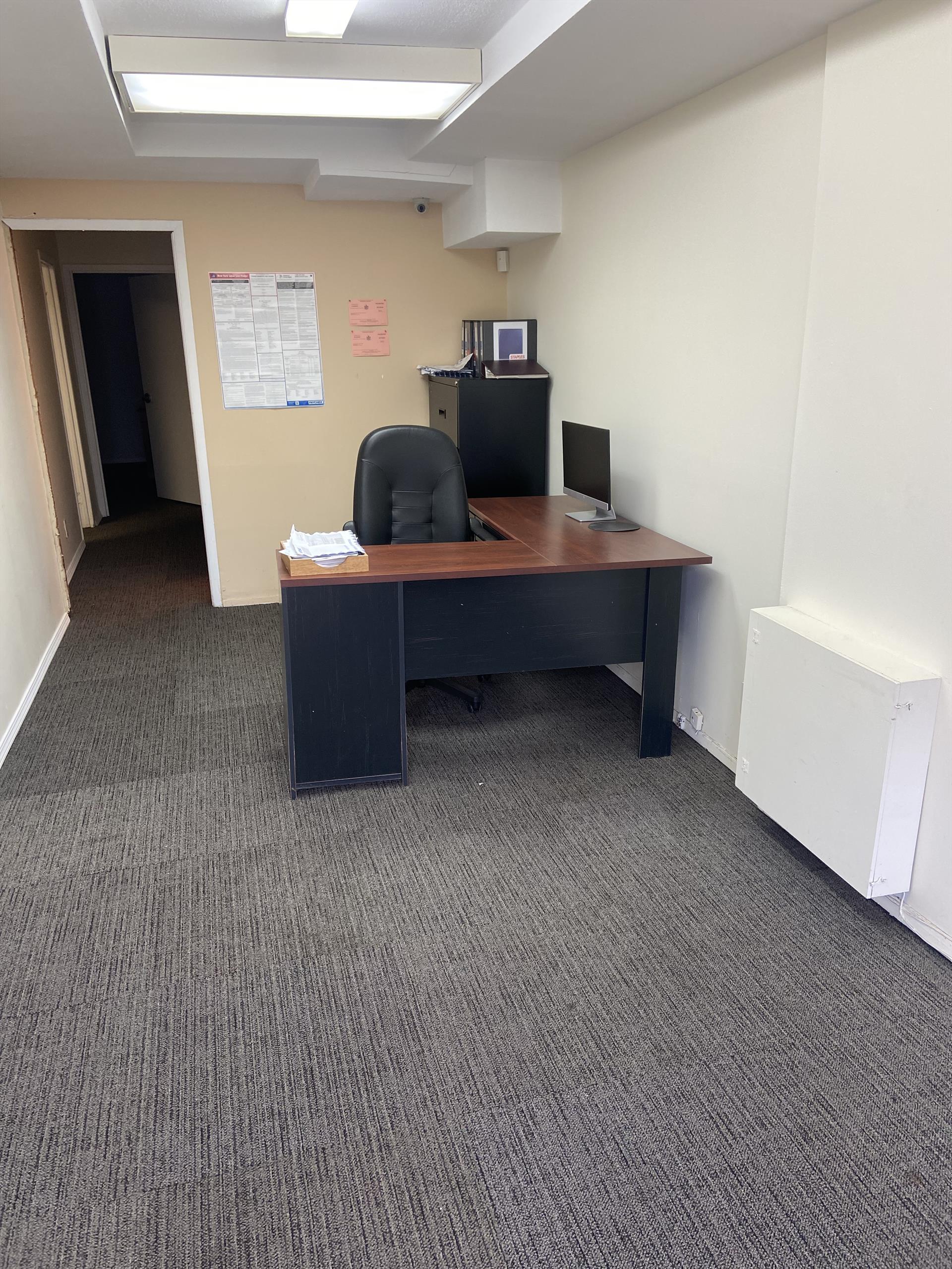 900 SqFt Office for Rent in Whitestone. Heat and Water is Included. Convenient to Transportation.