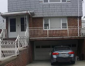 Spacious 3 Bedroom on 1st Floor For Rent in Whitestone Features Eat-In-Kitchen, Living Room, and 1 Large Bathroom. Heat and Water Included. Convenient to Buses, and Shops