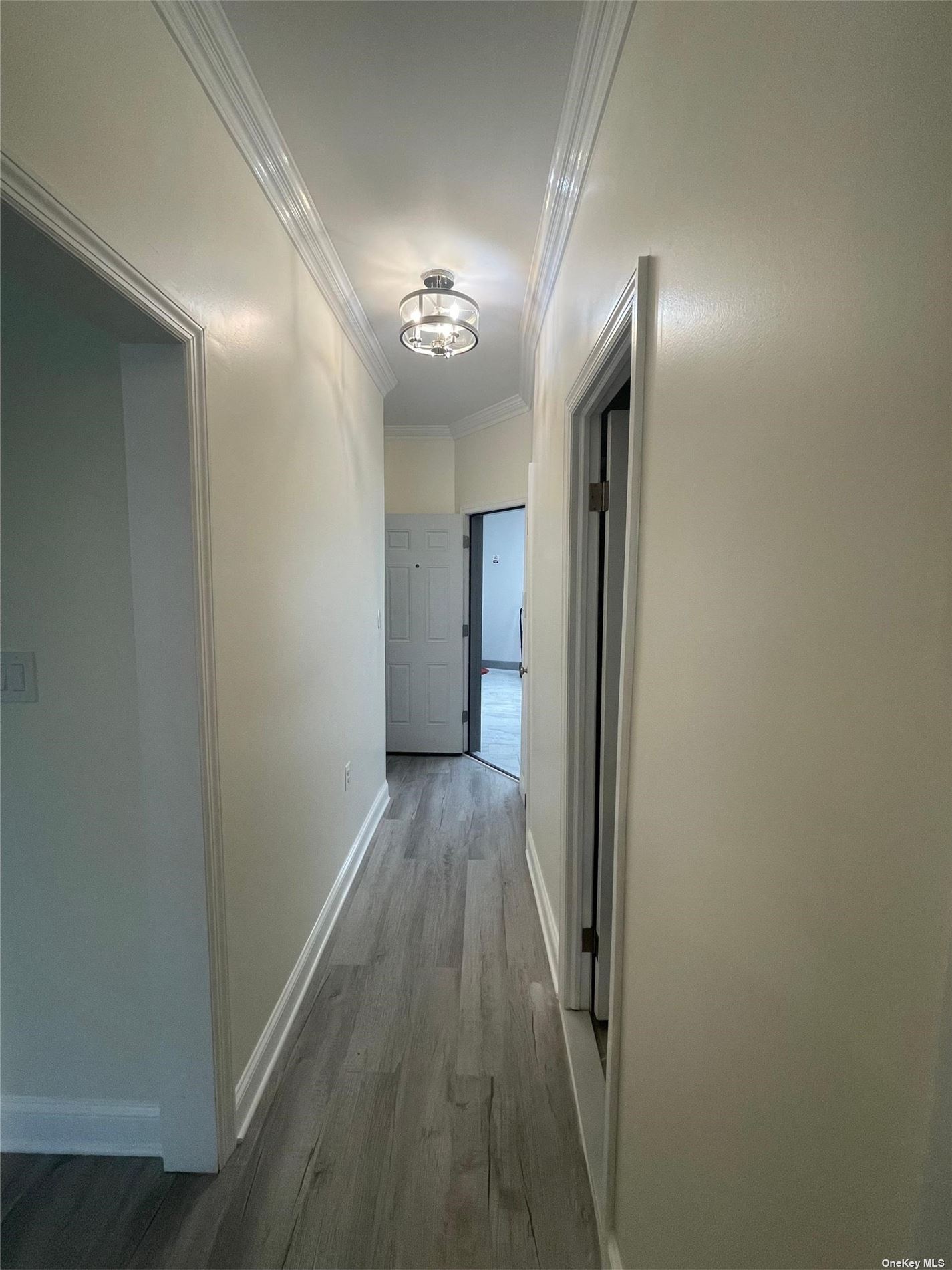 Renovated Apartment For Rent In Prospect Lefferts Gardens, Features Huge One Bedroom, Living Room/ Dining Room Combo, Eat In Kitchen W/ SS Appliances. Hardwood Flooring Throughout. Lots Of Natural Sunlight & Ample Closet Space. Close To Shops & Transportation.