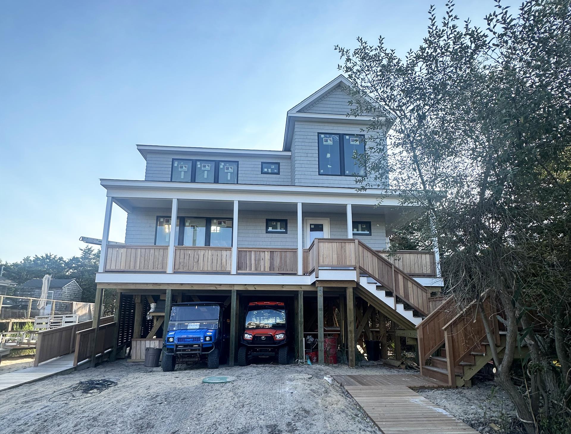 Beautiful brand new 2 story construction with water views. 4 houses off of the ocean. Still time to pick finishes. Summer 2024 completion.